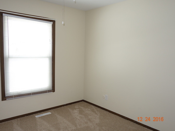 2409 W Fairview Ln, Mchenry, IL 60051 photo 16