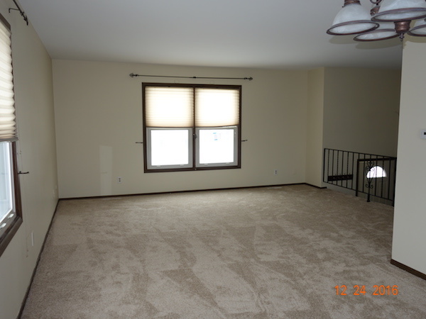2409 W Fairview Ln, Mchenry, IL 60051 photo 6