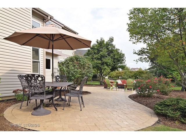 1305 Silver Ct, Bartlett, IL 60103 photo 25