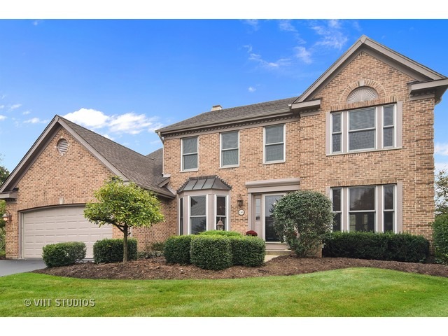 1305 Silver Ct, Bartlett, IL 60103 photo 1