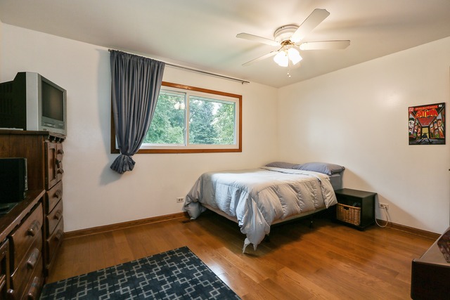 5820 W Maple Ave, Berkeley, IL 60163 photo 8