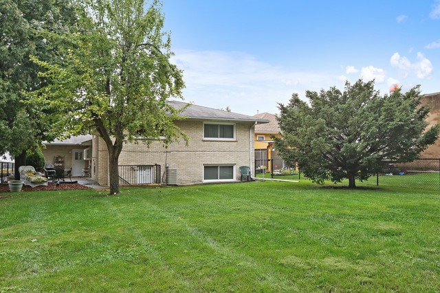 5820 W Maple Ave, Berkeley, IL 60163 photo 15