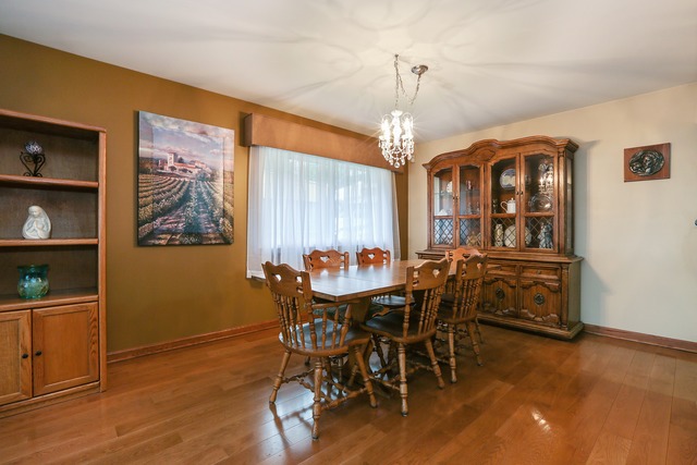 5820 W Maple Ave, Berkeley, IL 60163 photo 6
