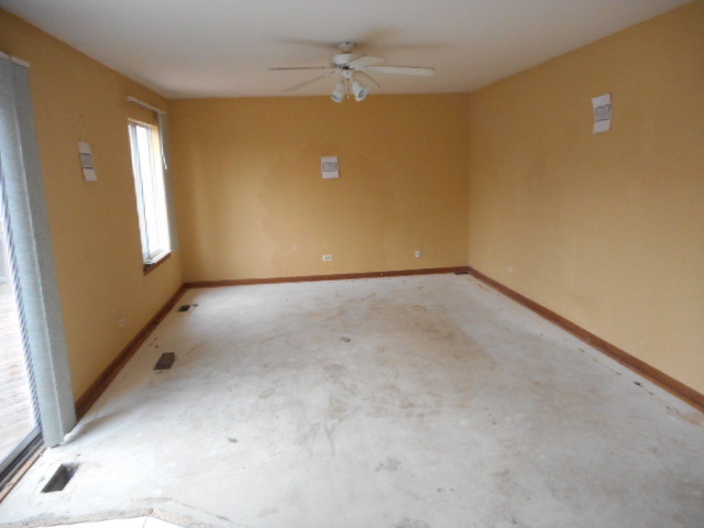 546 Foxford Rd, Bartlett, IL 60103 photo 21