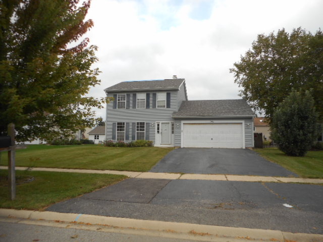 546 Foxford Rd, Bartlett, IL 60103 photo 2