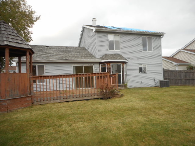 546 Foxford Rd, Bartlett, IL 60103 photo 10