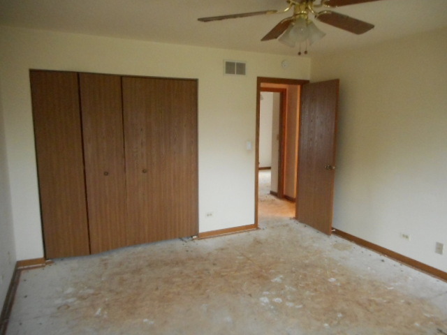 546 Foxford Rd, Bartlett, IL 60103 photo 13