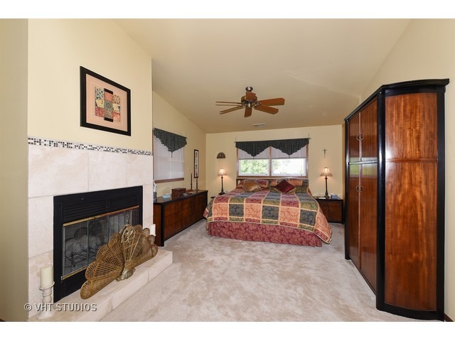 7153 Beloit Ave, Bridgeview, IL 60455 photo 6