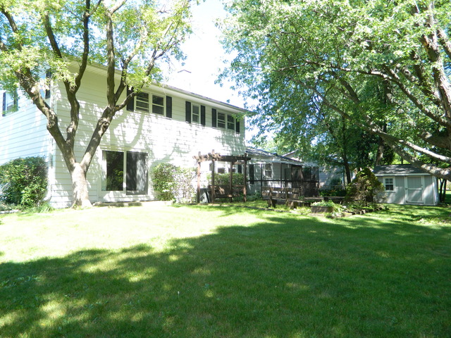 4285 Dixon Dr, Hoffman Estates, IL 60192 photo 17