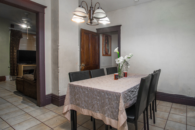 823 Front St, Aurora, IL 60505 photo 7