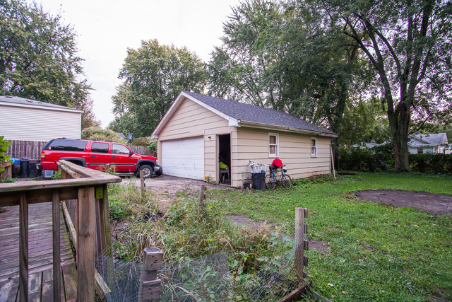 823 Front St, Aurora, IL 60505 photo 24