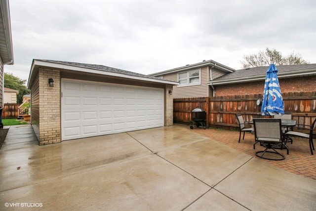 15149 Springfield Ave, Midlothian, IL 60445 photo 12