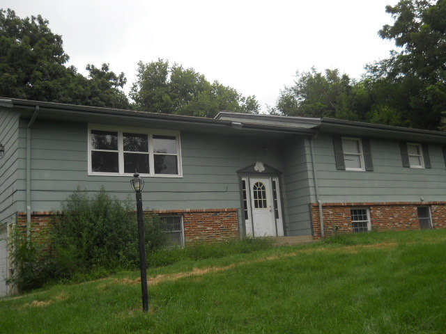 628 E Lincolnway, Morrison, IL 61270 photo 1