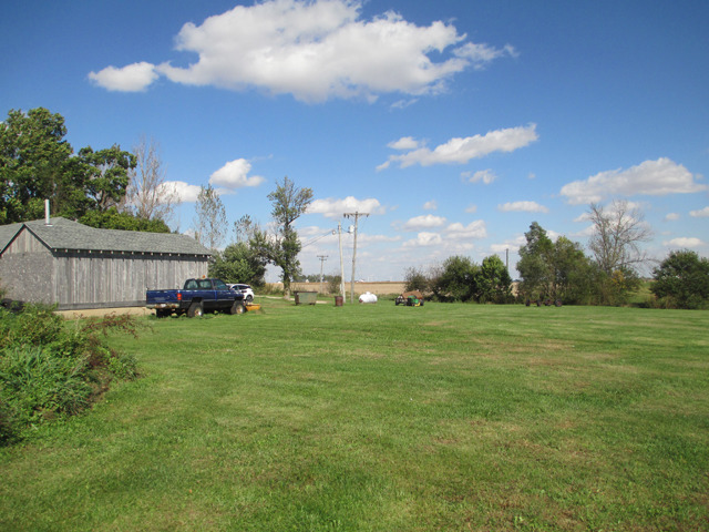 2321 Maytown Rd, Sublette, IL 61367 photo 12