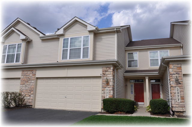 2379 Georgetown Cir, Aurora, IL 60503 photo 1