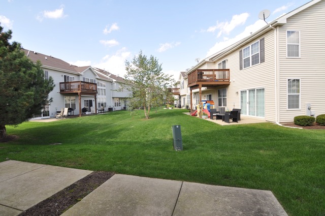 2379 Georgetown Cir, Aurora, IL 60503 photo 16