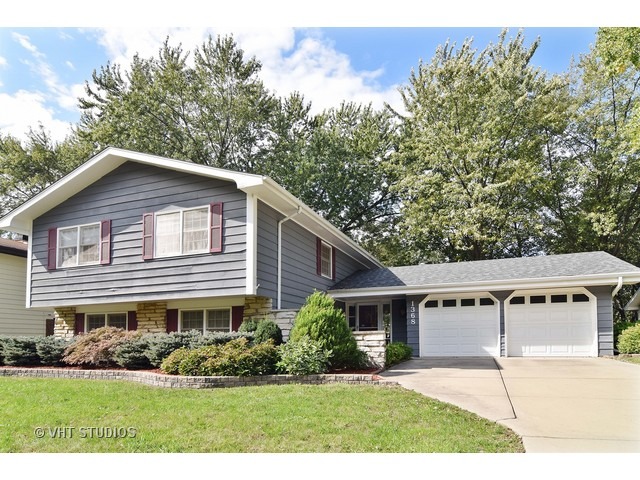 1368 Blair Ln, Hoffman Estates, IL 60169 photo 1