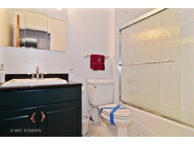 1368 Blair Ln, Hoffman Estates, IL 60169 photo 9