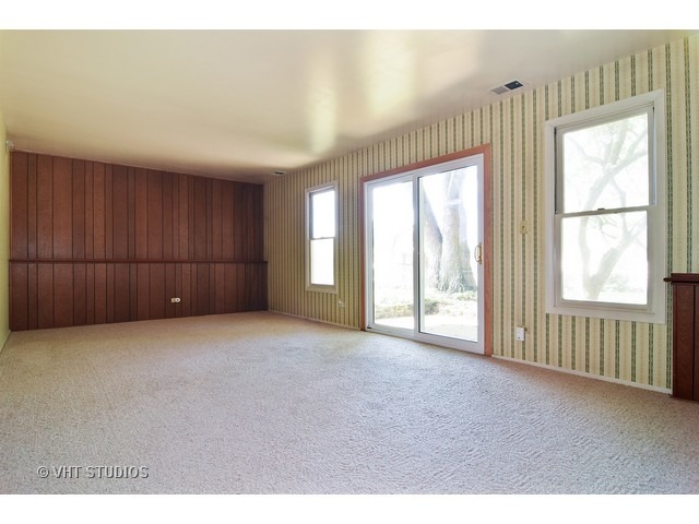 1368 Blair Ln, Hoffman Estates, IL 60169 photo 5