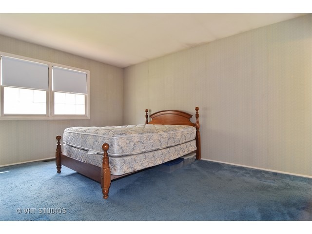 1368 Blair Ln, Hoffman Estates, IL 60169 photo 6