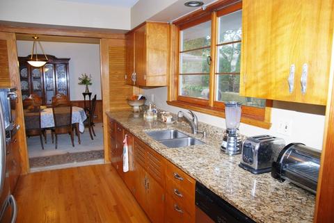 905 Brook St, Elgin, IL 60120 photo 8