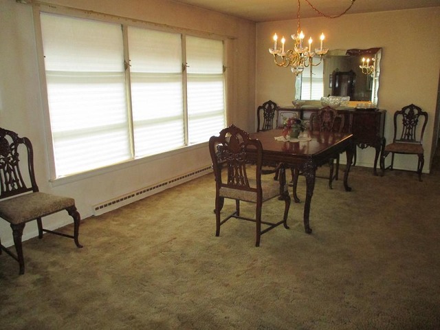 448 Hubbard Ave, Elgin, IL 60123 photo 4