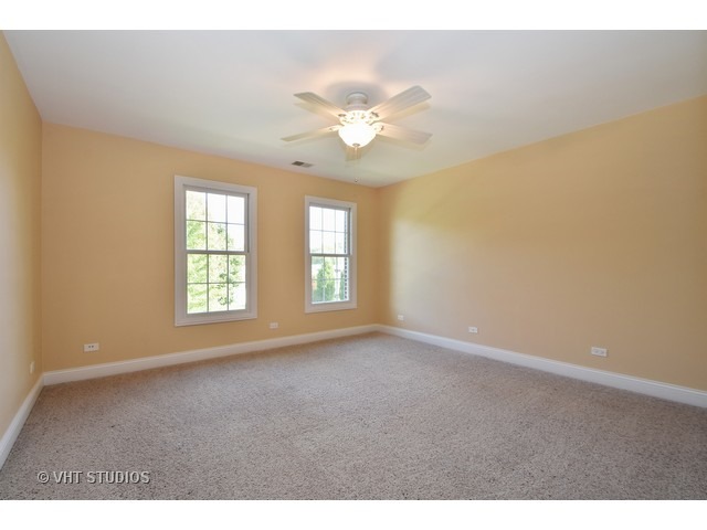 8600 Laporte Ave, Burbank, IL 60459 photo 12