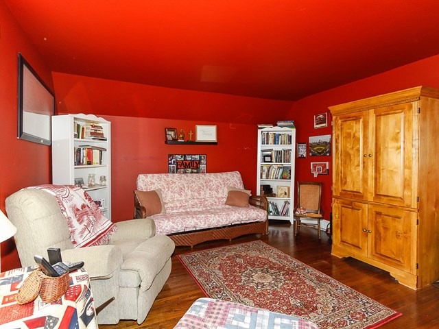 370 N Worth Ave, Elgin, IL 60123 photo 16
