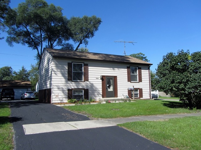 3314 Phillips Ave, Steger, IL 60475 photo 1