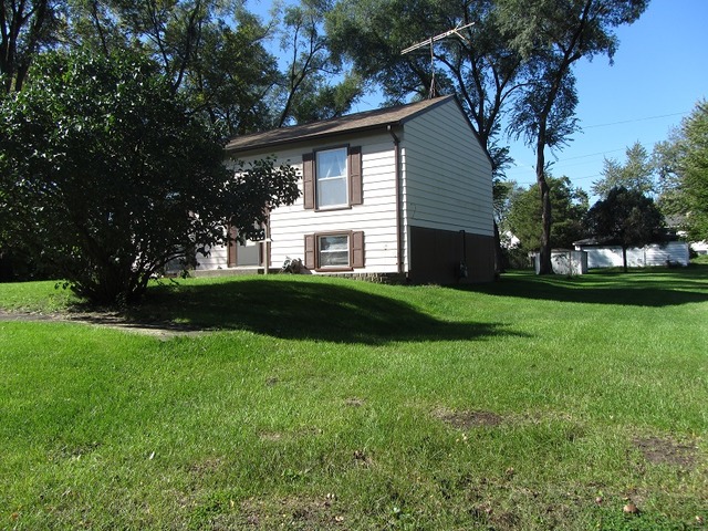3314 Phillips Ave, Steger, IL 60475 photo 19