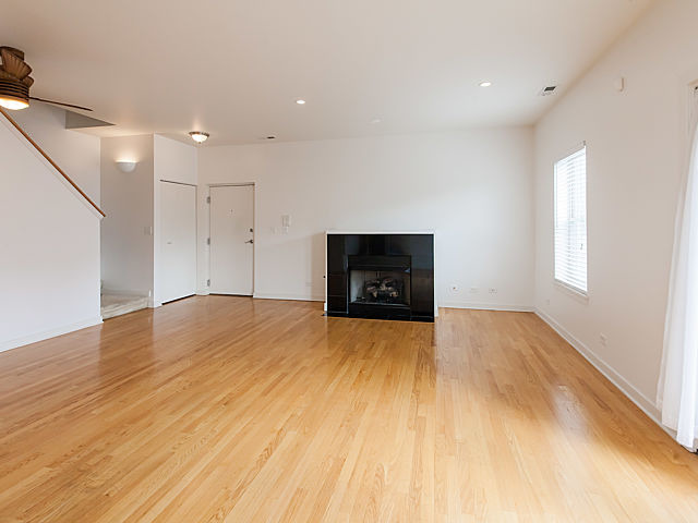 822 E Bowen Ave #3B, Chicago, IL 60653 photo 4