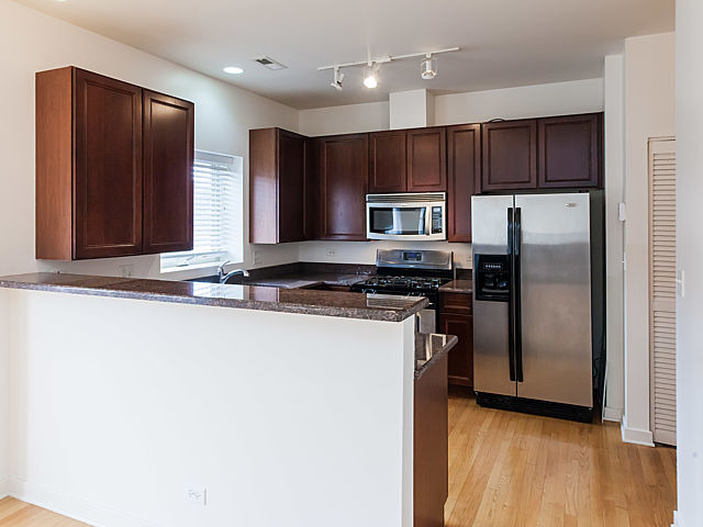 822 E Bowen Ave #3B, Chicago, IL 60653 photo 7