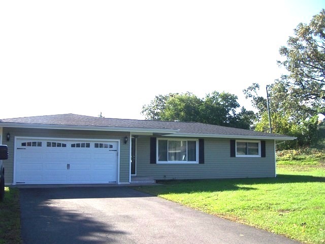 1001 Oeffling Ct, Mchenry, IL 60051 photo 1