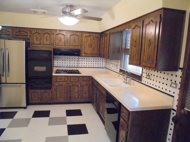 7716 W 82nd St, Bridgeview, IL 60455 photo 11