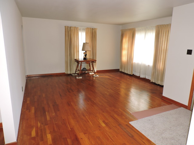635 S Main Ave, Kankakee, IL 60901 photo 3