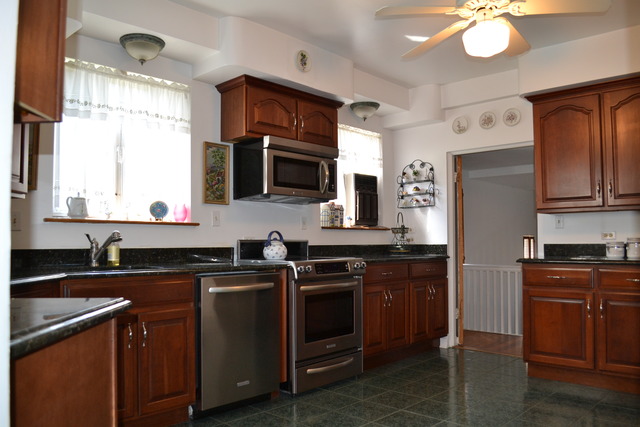 8944 S Pleasant Ave, Chicago, IL 60643 photo 10