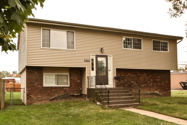 14637 Avers Ave, Midlothian, IL 60445 photo 1