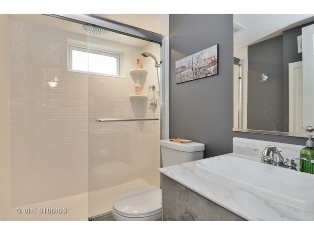 9246 Forestview Rd, Evanston, IL 60203 photo 10