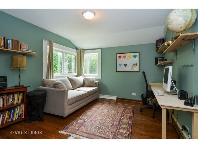 9246 Forestview Rd, Evanston, IL 60203 photo 7