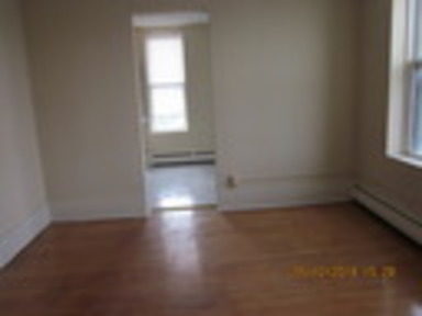 120 N Spring St, Elgin, IL 60120 photo 3