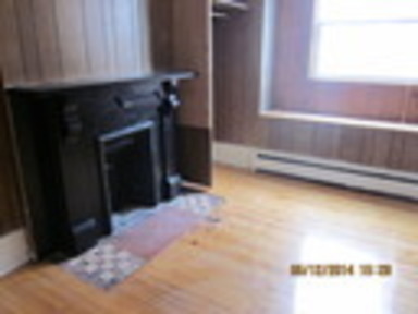 120 N Spring St, Elgin, IL 60120 photo 4