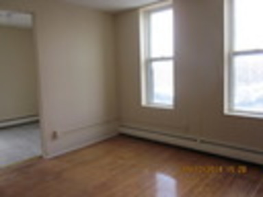 120 N Spring St, Elgin, IL 60120 photo 2