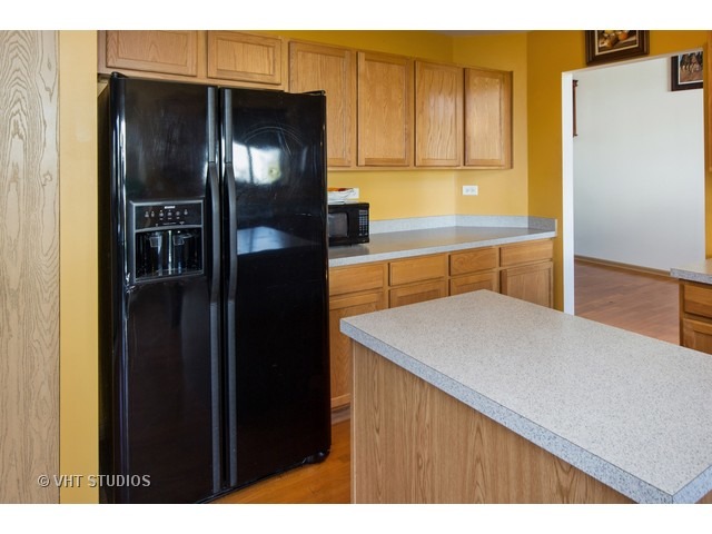 2900 Bliss Ct, Plainfield, IL 60586 photo 5