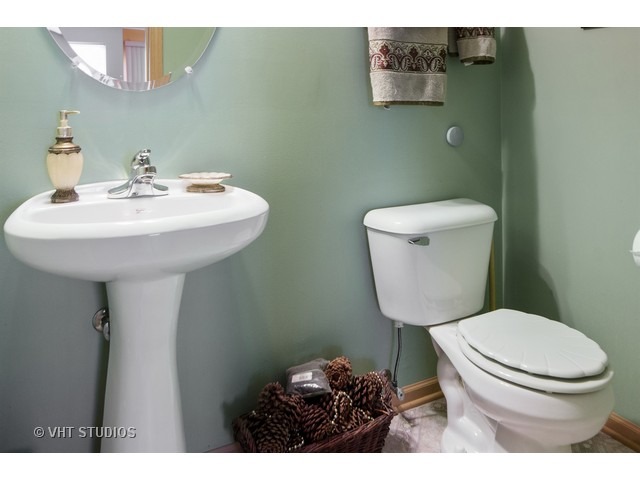 2900 Bliss Ct, Plainfield, IL 60586 photo 9