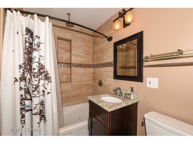 7716 W 81st St, Bridgeview, IL 60455 photo 9