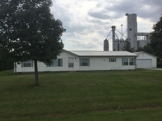 106 W Cottage St, Sheldon, IL 60966 photo 1