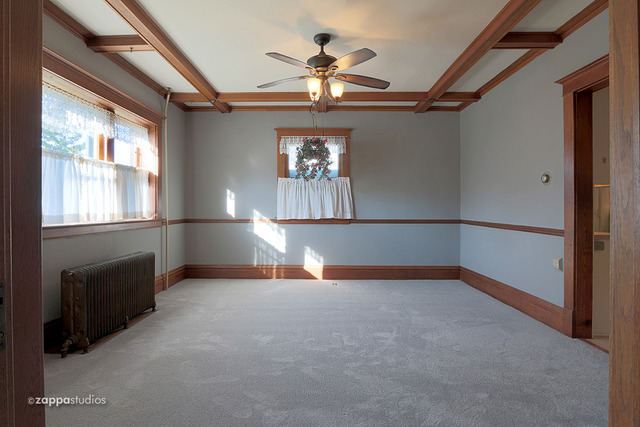 800 Saint John St, Elgin, IL 60120 photo 7