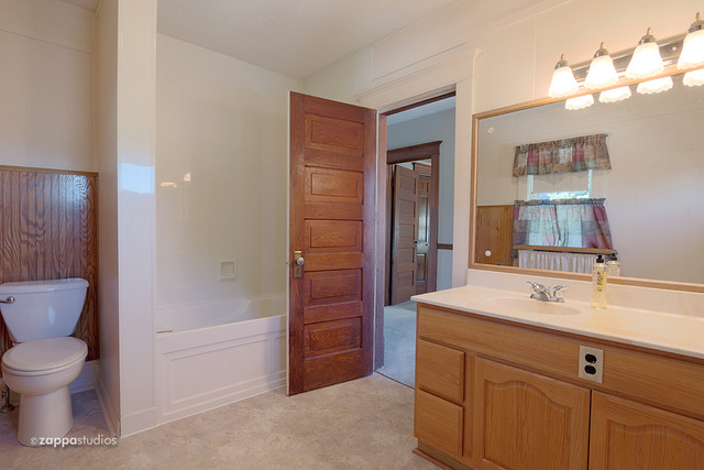 800 Saint John St, Elgin, IL 60120 photo 15