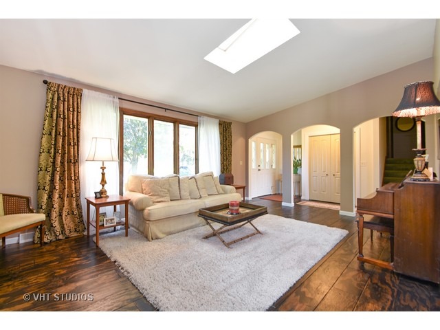 10912 3rd St, Mokena, IL 60448 photo 2