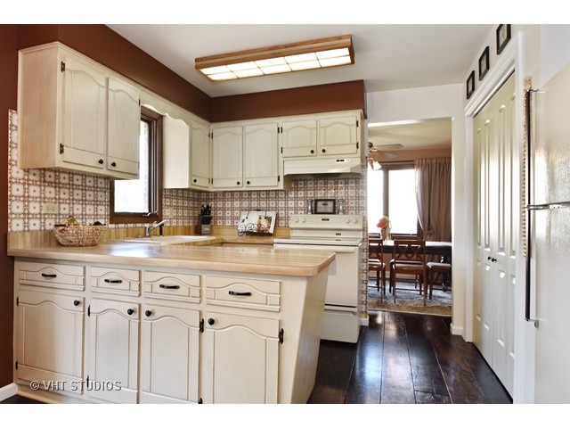 10912 3rd St, Mokena, IL 60448 photo 3